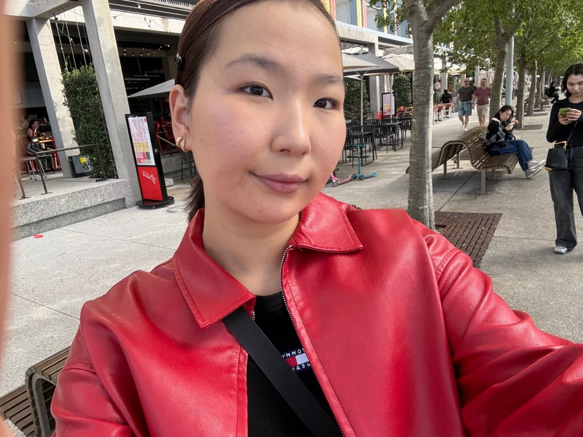 Munkhjin, house cleaner in Mascot