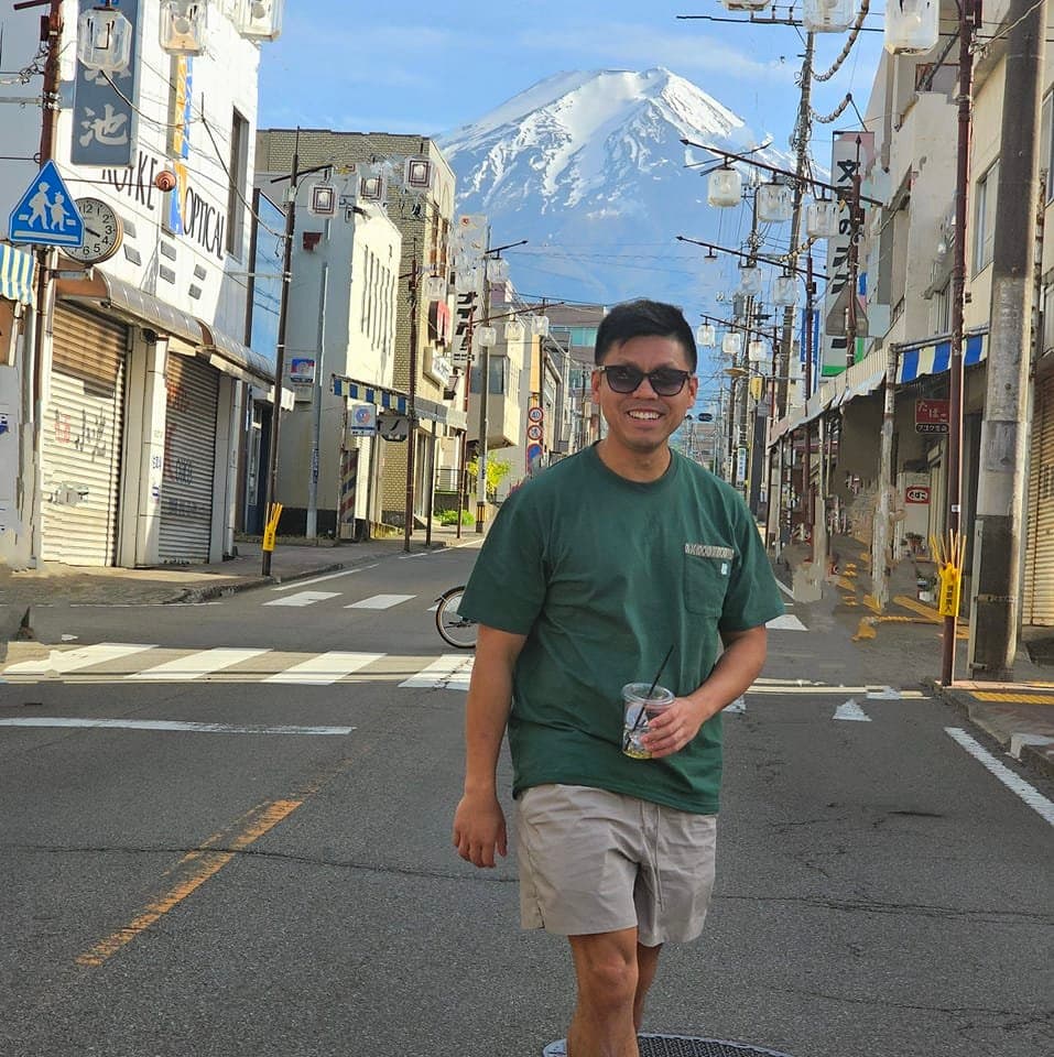 huy, house cleaner in Canley Vale