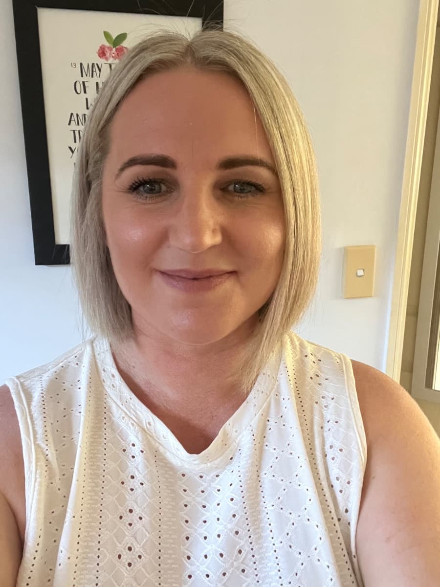 Alison, house cleaner in Upper Coomera