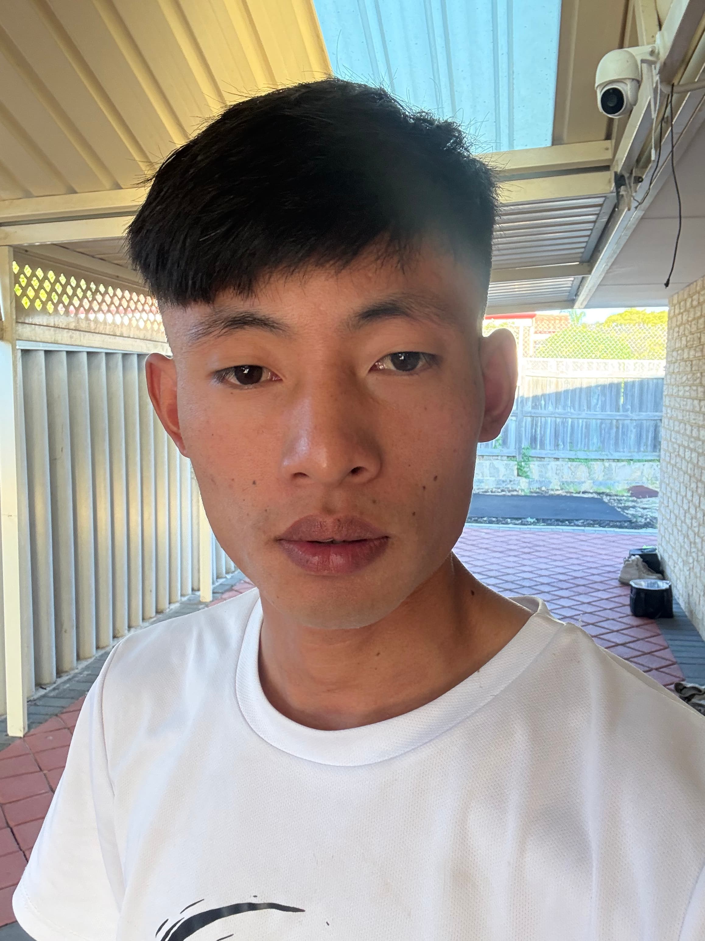 Benath, house cleaner in Koondoola